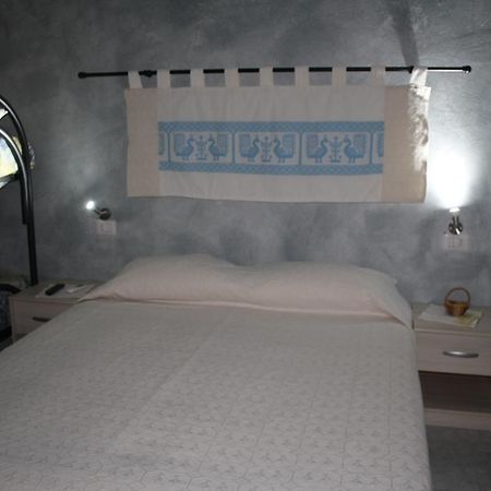 La Pavoncella Bed & Breakfast Вилапуцу Екстериор снимка
