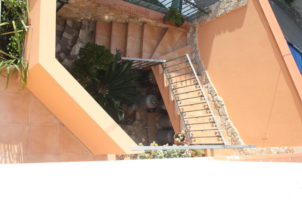 La Pavoncella Bed & Breakfast Вилапуцу Екстериор снимка
